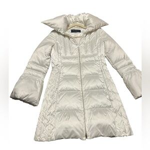 Renato Balestra Sz 4 down filled made in Italy 
mint condition! Luxurious!!